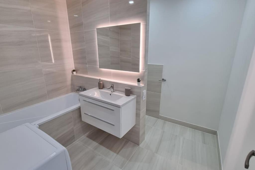 Finnem Rentals Varnsdorfska Praga Zewnętrze zdjęcie